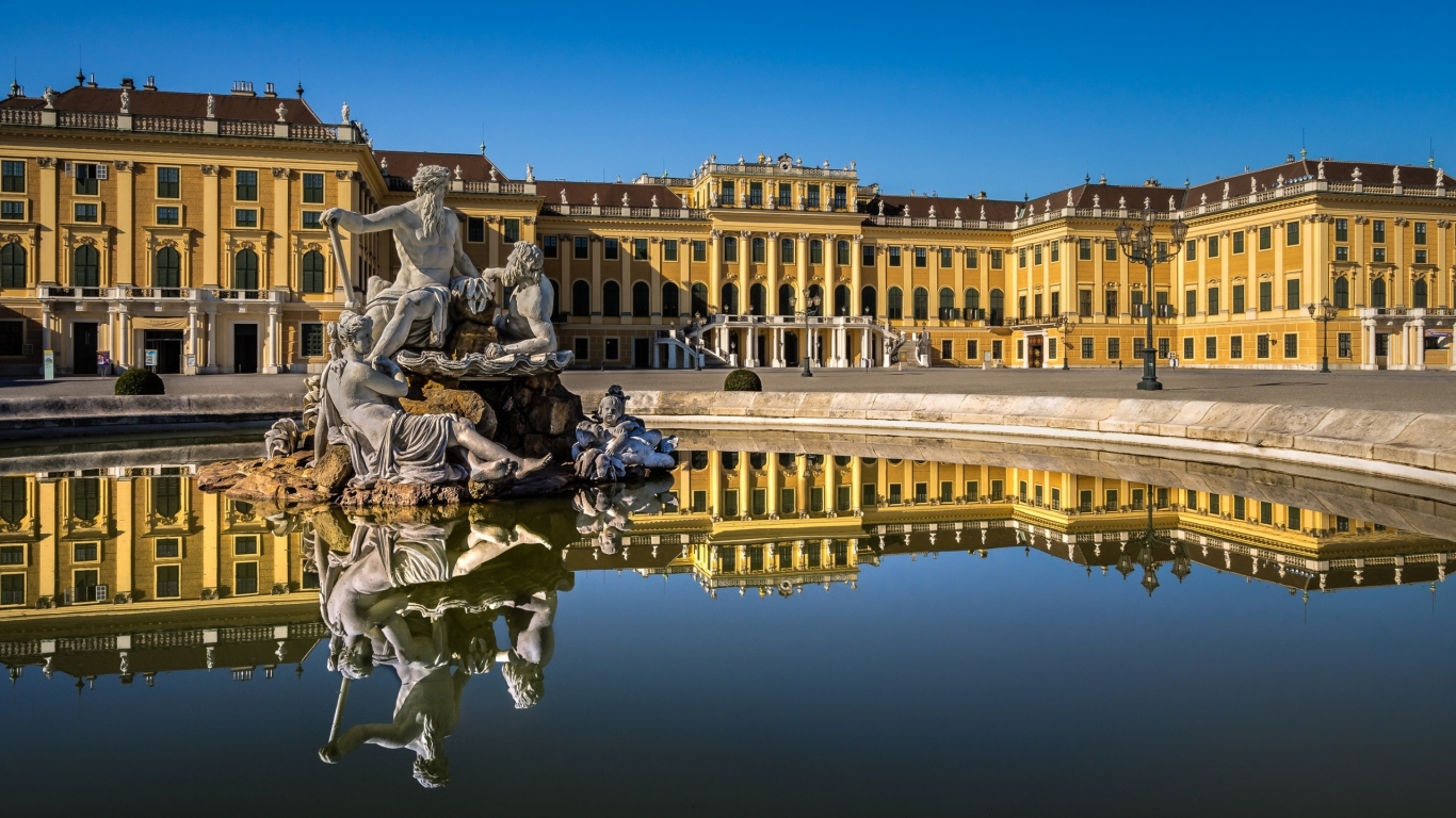 Дворец Шёнбрунн (Schönbrunn) в Вене