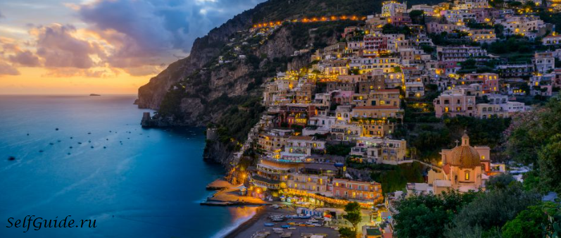 Amalfi coast_ Sorrento night