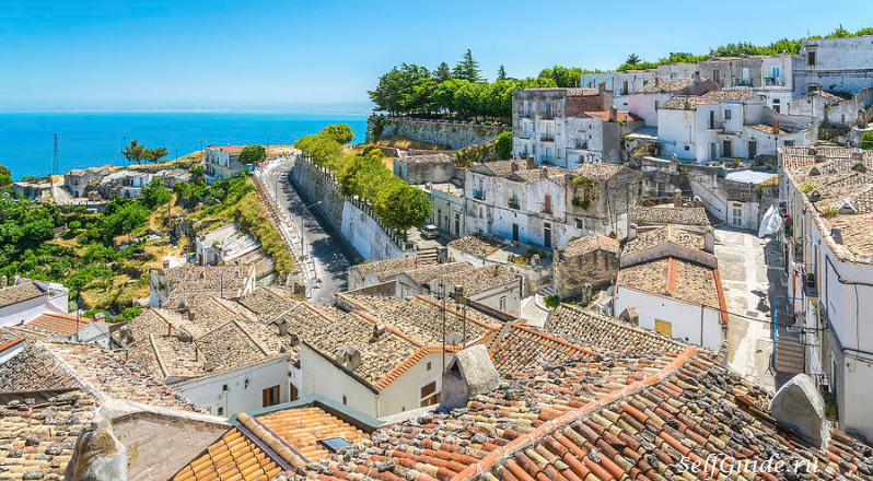 Монте-Сант-Анджело (Monte Sant’Angelo), Апулия Монте-Сант-Анджело (Monte Sant’Angelo), Апулия