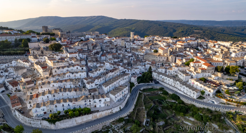 Монте-Сант-Анджело (Monte Sant’Angelo), Апулия