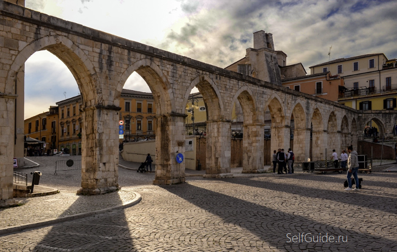 Сульмона (Sulmona), Абруццо, Италия