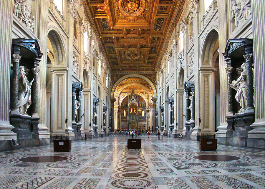 Базилика Сан-Джованни-ин-Латерано в Риме (Basilica di San Giovanni in Laterano)