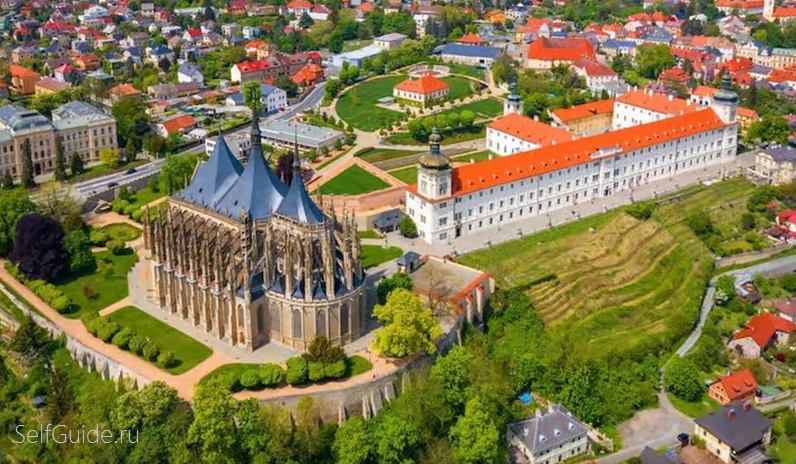 Кутна Гора (Kutná Hora) и Костница в Седлеце - лучший ПРАКТИЧЕСКИЙ путеводитель по городу. Рестораны в Кутной Горе: особенности местной кухни, что стоит попробовать, где поесть, лучшие рестораны, практические советы и цены