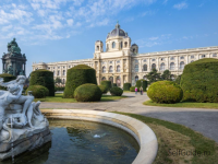 Площадь Марии Терезии (Maria-Theresien-Platz)