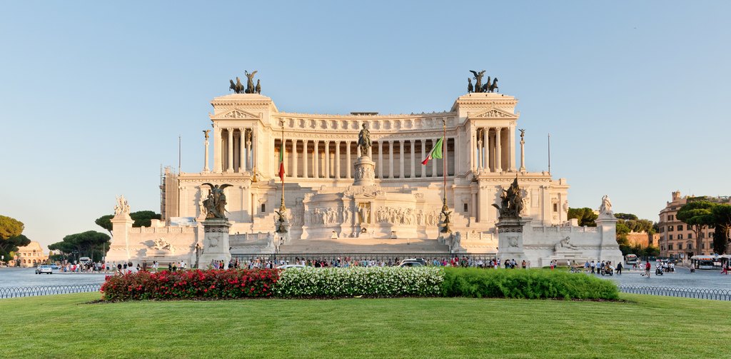 Площадь Венеции в Риме (Piazza Venezia ) Мемориал Виктора Эммануила II